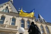 Одеські євромайданівці взяли штурмом будинок Ківалова