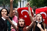 У Туреччині вийшли на протести через візит до країни Путіна