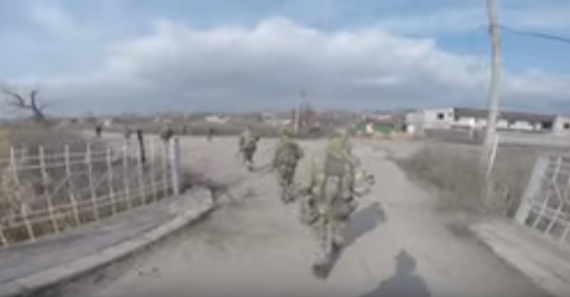 З&#039;явилось відео як українські бійці повертали Широкине