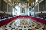 Венеційська комісія дозволила позбавляти громадянства за тероризм