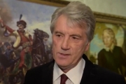 Ющенко висловив свою підтримку ув'язненим патріотам.Відео