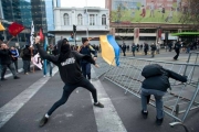 В Чилі студенти вийшли на протест під прапорами України, як символом свободи