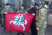 Глава МЗС Литви пишається , що відвідав українських солдатів на передовій