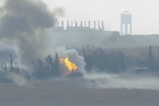 Сирійські повстанці спалили колону російських танків .Відео