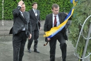 У Януковича забрали вінок
