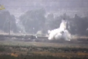 Сирійські повстанці підірвали КамАЗ з російськими вояками.Відео