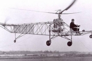 14 вересня у 1939 році великий український авіаконструктор Сікорський  підняв у повітря перший вертоліт