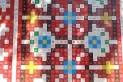 У Вінниці зробили величезну мозаїку-рушник з керамічної плитки .Фото