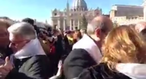 День народження папи Римського відзначили массовим танго-флешмобом (Відео)