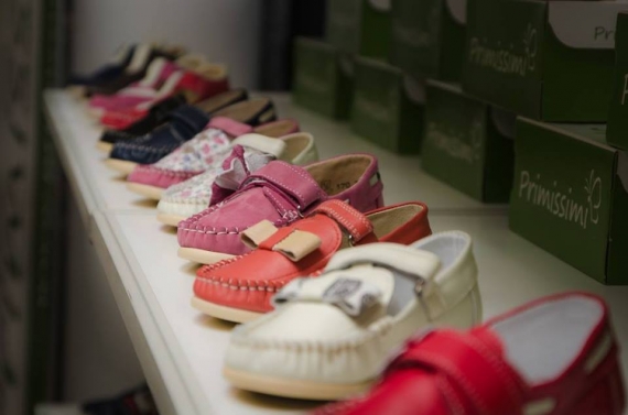 Найстаріша взуттєва фабрика України вивела на ринок ЄС дитячу колекцію