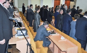На депутата, який проігнорував гімн України, завели кримінальну справу